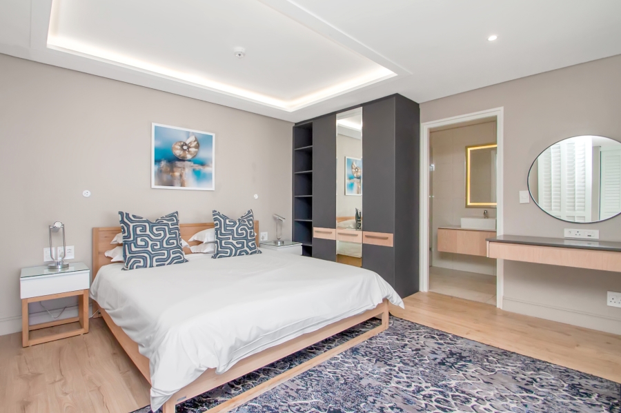 To Let 2 Bedroom Property for Rent in Sea Point Western Cape